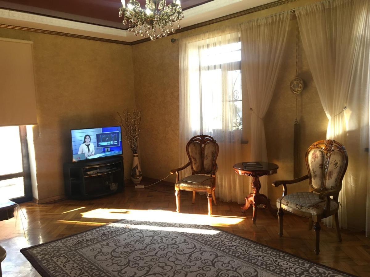 Hotel By The Sea Rozetta Sukhumi Bagian luar foto