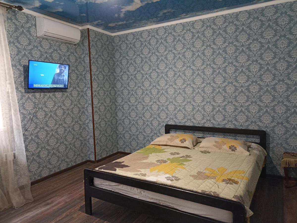 Hotel By The Sea Rozetta Sukhumi Bagian luar foto